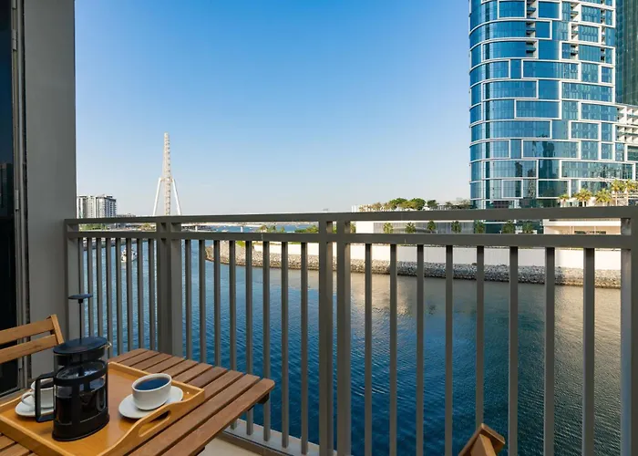 Serene - Bright One Bed - Seaview